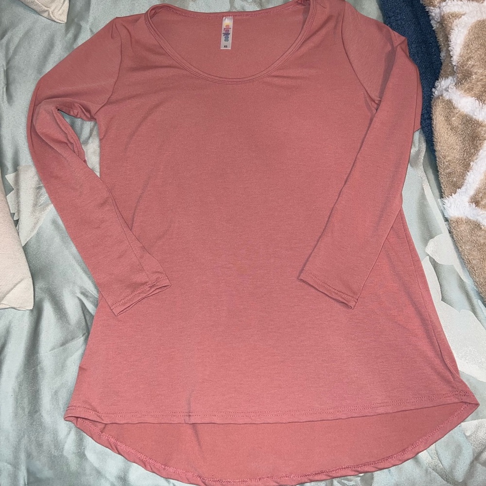 LuLaRoe rose pink lynnae XS EUC long sleeve top